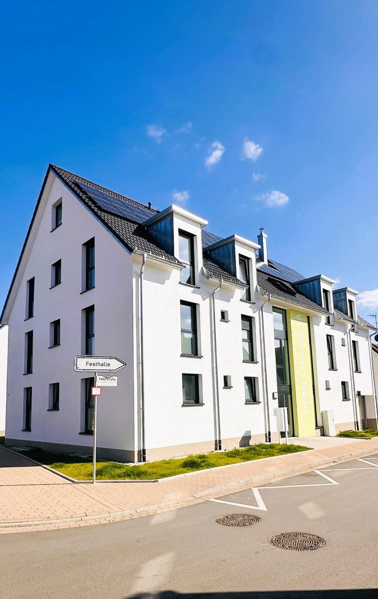 Apartment Amao-indigo I 62qm I Mit Balkon & Tiefgarage I Kingsize-boxspringbett I Aufzug Offenburg