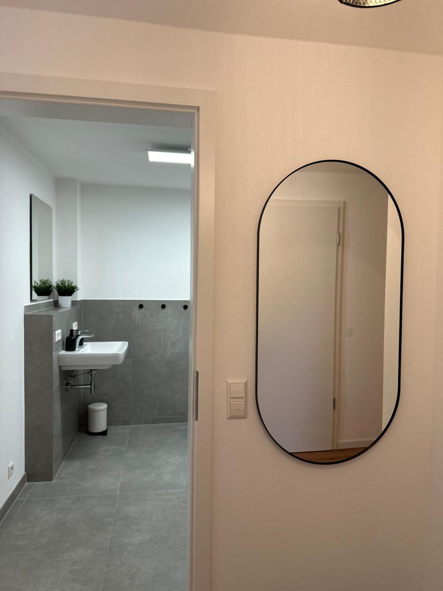 Apartment Amao-indigo I 62qm I Mit Balkon & Tiefgarage I Kingsize-boxspringbett I Aufzug